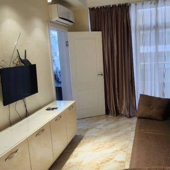 Продается 2-х комнатная квартира, 42 м²