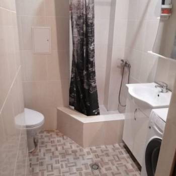 Продается 1-комнатная квартира, 37 м²