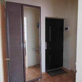 Продается 1-комнатная квартира, 37 м²