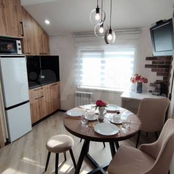 Сдается 1-комнатная квартира, 42 м²