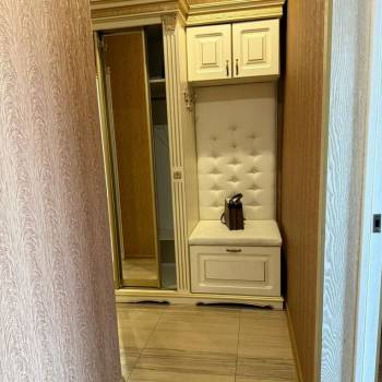 Сдается 1-комнатная квартира, 60 м²