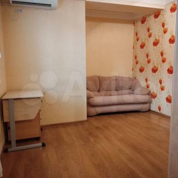 Продается 1-комнатная квартира, 37,8 м²