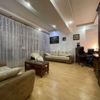 Продается 3-х комнатная квартира, 90 м²