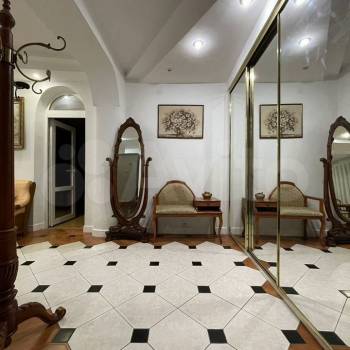 Продается 3-х комнатная квартира, 90 м²