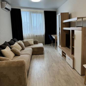 Продается 3-х комнатная квартира, 57 м²