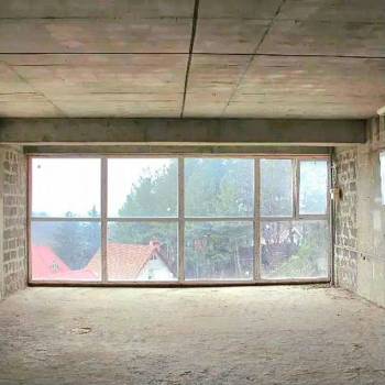 Продается 1-комнатная квартира, 84,2 м²