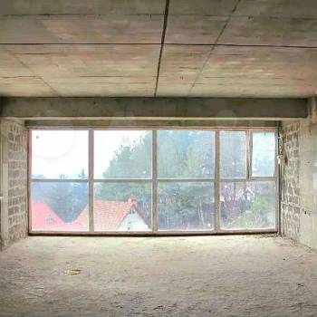 Продается 1-комнатная квартира, 84,2 м²