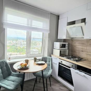 Продается 1-комнатная квартира, 32 м²