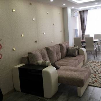 Сдается 2-х комнатная квартира, 74 м²