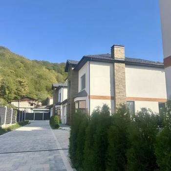 Продается Дом, 240 м²