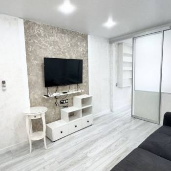 Продается 1-комнатная квартира, 32 м²