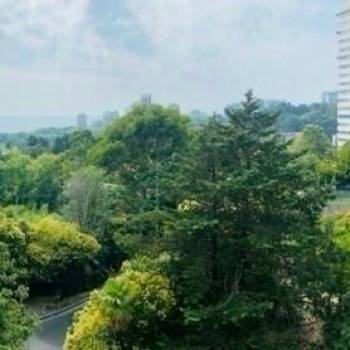 Продается 3-х комнатная квартира, 129,5 м²