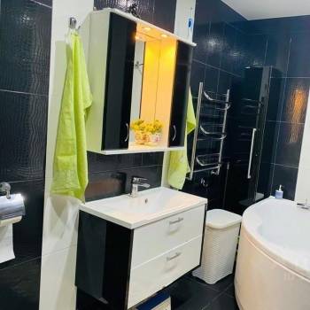 Продается 3-х комнатная квартира, 129,5 м²