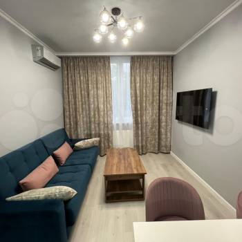 Сдается 1-комнатная квартира, 38 м²