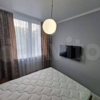 Сдается 1-комнатная квартира, 38 м²