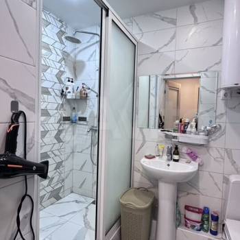 Продается 1-комнатная квартира, 41,6 м²