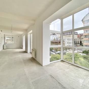 Продается 3-х комнатная квартира, 98 м²