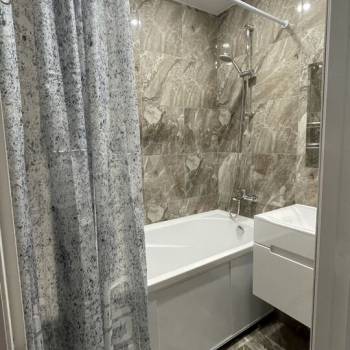 Сдается 2-х комнатная квартира, 63 м²