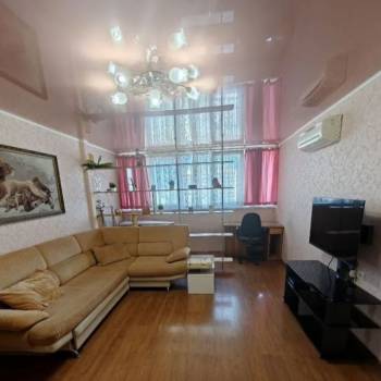 Сдается 1-комнатная квартира, 50 м²