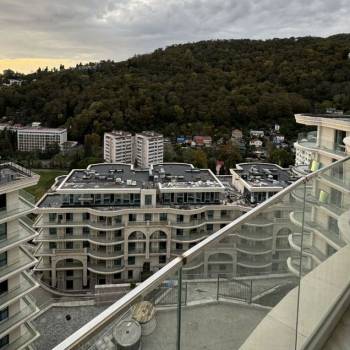 Продается Многокомнатная квартира, 100 м²