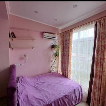 Продается 1-комнатная квартира, 35 м²