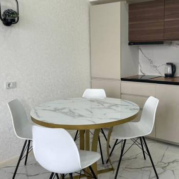 Продается 1-комнатная квартира, 35 м²