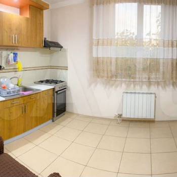 Сдается 2-х комнатная квартира, 70 м²