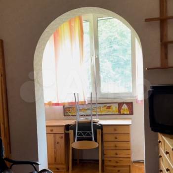 Продается Многокомнатная квартира, 70,9 м²