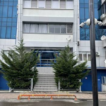 Продается 1-комнатная квартира, 61,9 м²