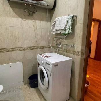 Продается 1-комнатная квартира, 61,9 м²