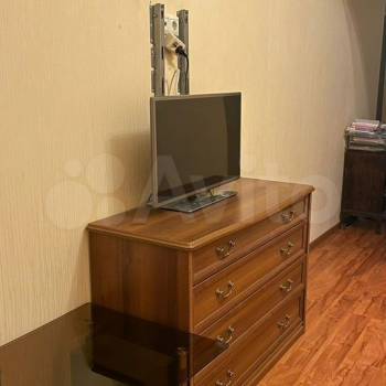 Продается 1-комнатная квартира, 61,9 м²