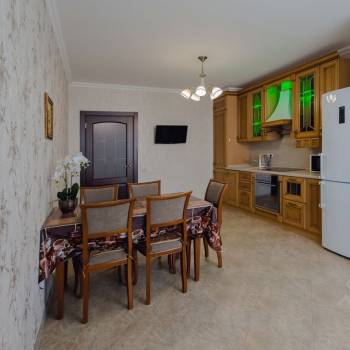 Продается 2-х комнатная квартира, 88 м²