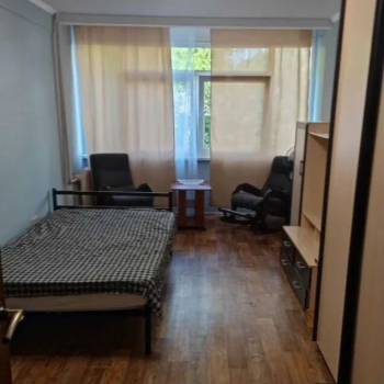 Продается 1-комнатная квартира, 18 м²