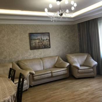 Сдается Многокомнатная квартира, 100 м²