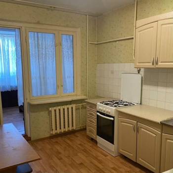 Сдается 1-комнатная квартира, 42 м²