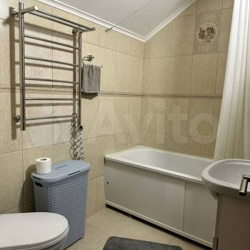 Продается 1-комнатная квартира, 36 м²