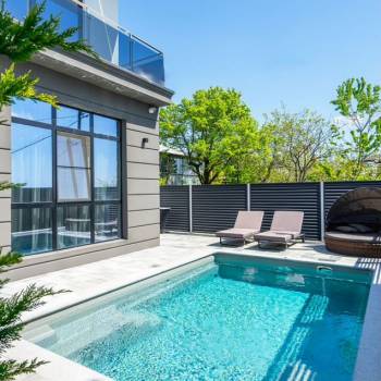 Продается Дом, 180 м²