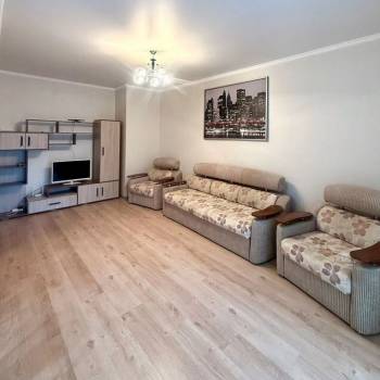 Сдается 2-х комнатная квартира, 60 м²