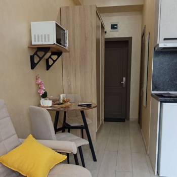 Продается 1-комнатная квартира, 17 м²