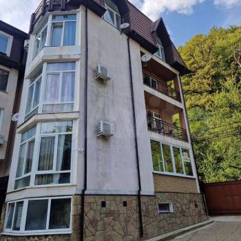 Продается 1-комнатная квартира, 50 м²