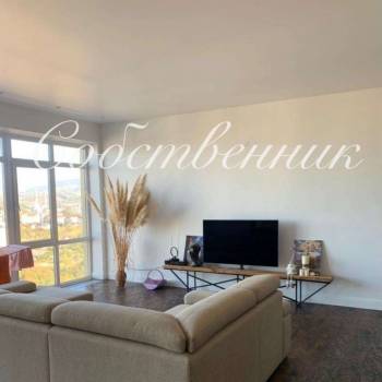 Сдается 2-х комнатная квартира, 90 м²