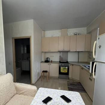 Продается 1-комнатная квартира, 34 м²