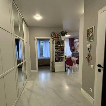 Продается 2-х комнатная квартира, 42 м²