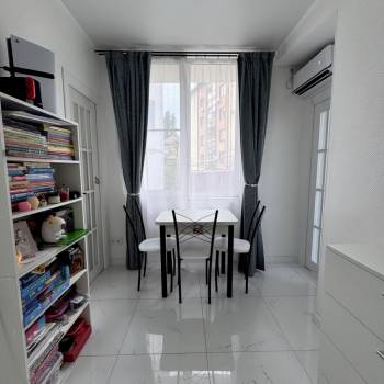 Продается 3-х комнатная квартира, 37 м²