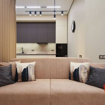 Продается 1-комнатная квартира, 42 м²