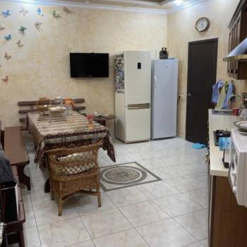 Продается Дом, 180 м²