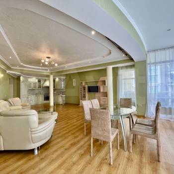 Сдается Многокомнатная квартира, 124 м²