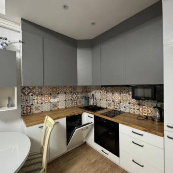 Сдается 1-комнатная квартира, 40 м²