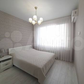 Продается 1-комнатная квартира, 38 м²