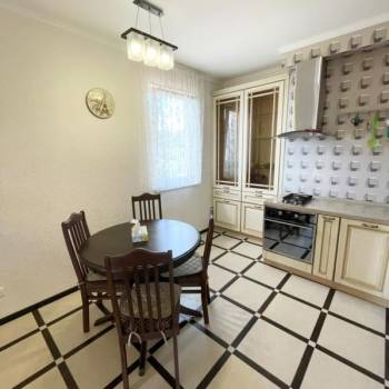 Продается 2-х комнатная квартира, 53 м²